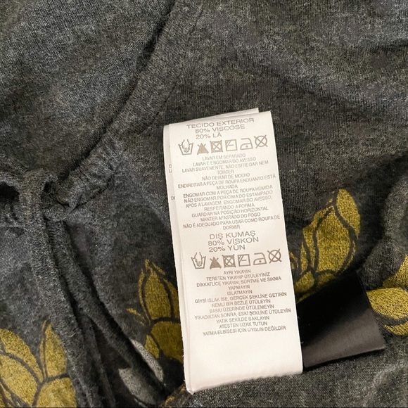 Long Sleeves Midi Gray Dress with Floral print - Picture 6 of 9